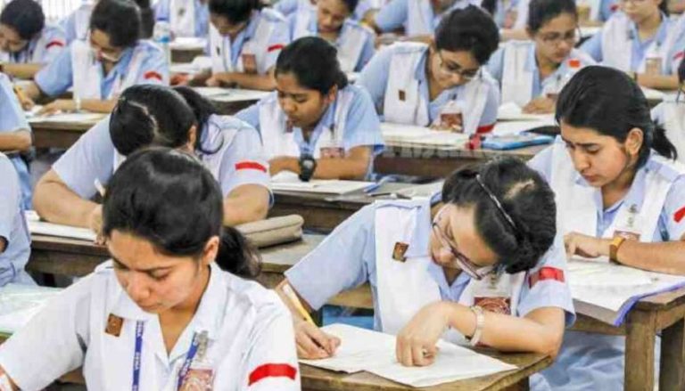 ২০২৭ সালের এসএসসি পরীক্ষা মার্চে হতে পারে, জানুয়ারির পরিকল্পনায় পরিবর্তনের আলোচনা